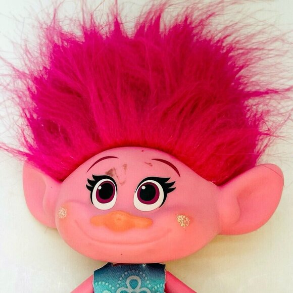 Hasbro 2015 Poppy Troll Princess Doll Dreamworks Animation Trolls Figure Toy - Picture 3 of 12